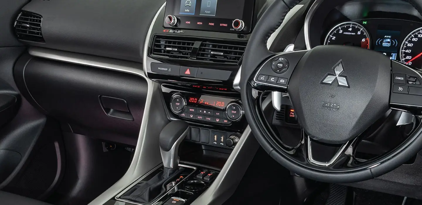 mitsubishi-eclipse-cross-interior